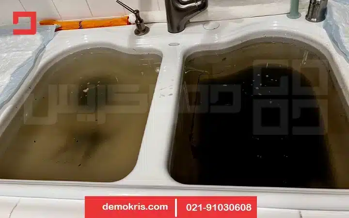 برگشت آب از لوله فاضلاب سینک ظرفشویی
